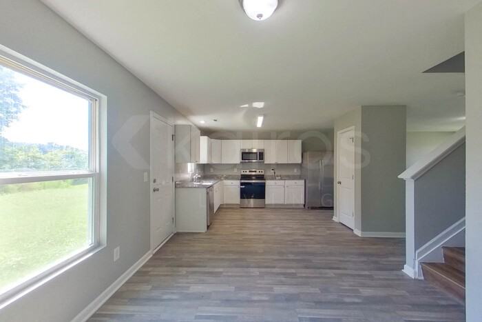 1468 Centipede Drive - Photo 4 of 20