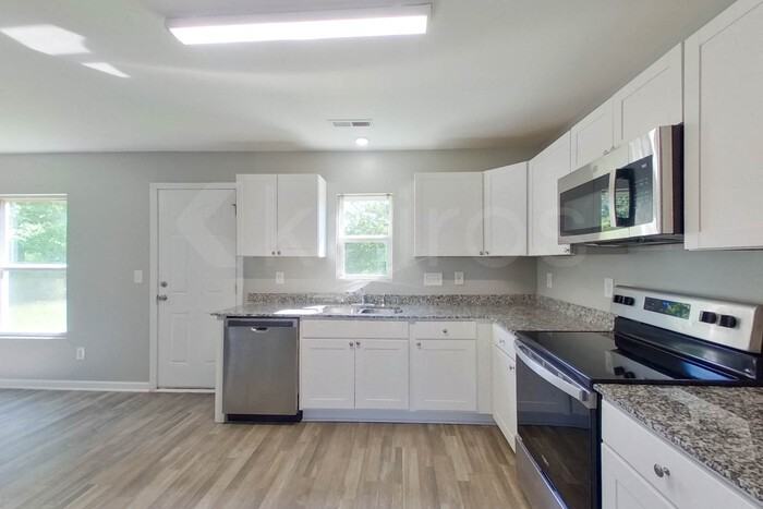 1468 Centipede Drive - Photo 7 of 20