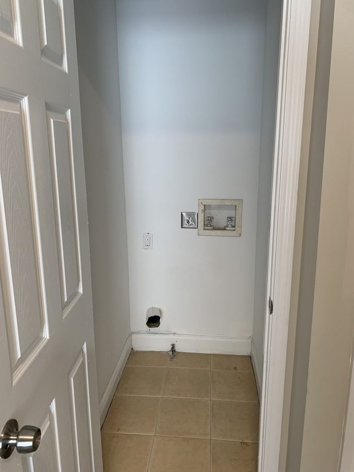 668 Smith St Sw - Photo 5 of 30