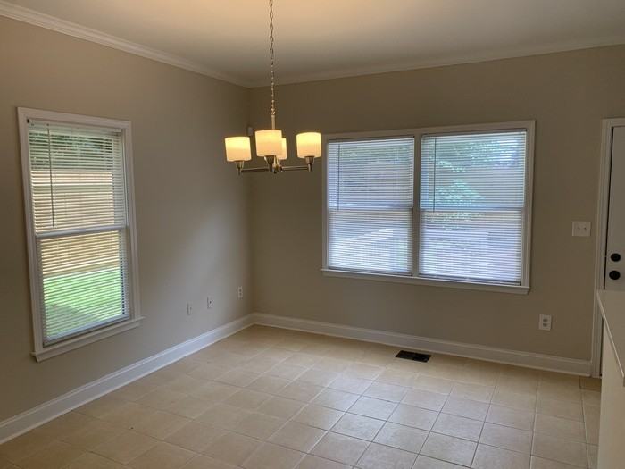 668 Smith St Sw - Photo 6 of 30