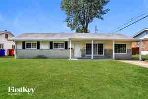 featured image of 1830 Jenkee Ave