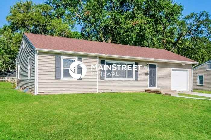 5228 Marsh Avenue - Photo 2 of 17