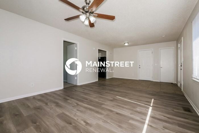 5228 Marsh Avenue - Photo 6 of 17