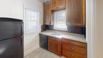 featured image of 611 N 2nd St