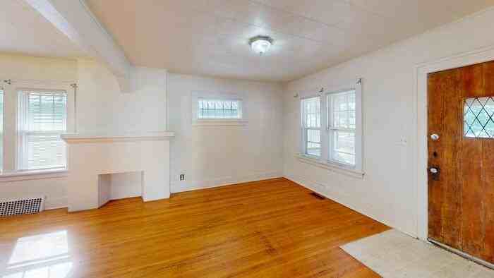 611 N 2nd St - Photo 4 of 12