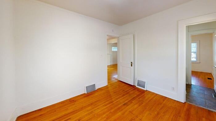 611 N 2nd St - Photo 5 of 12