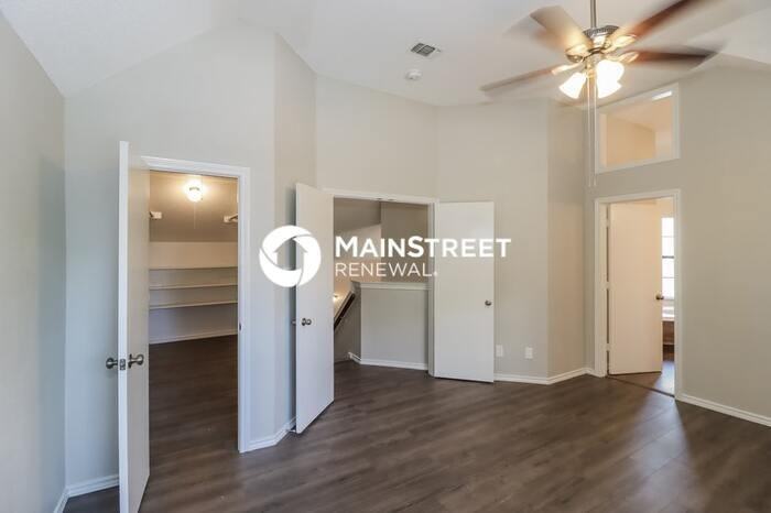 2200 Empery Ct - Photo 3 of 17