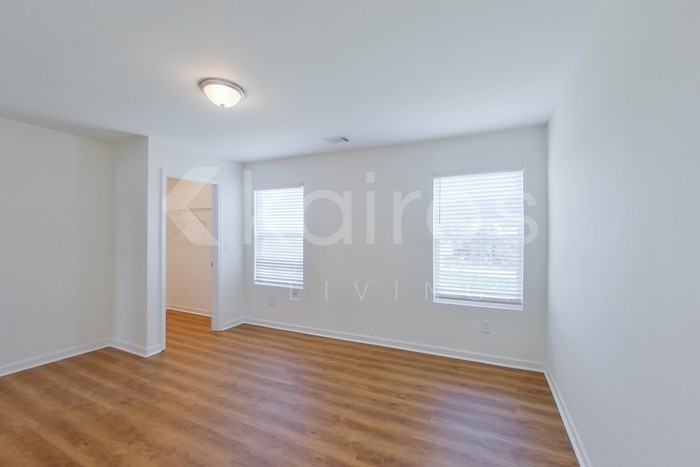 113 Dudley Way Sw - Photo 2 of 21