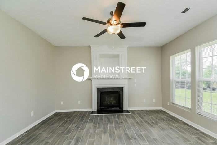 4224 Crowfield Drive - Photo 4 of 17