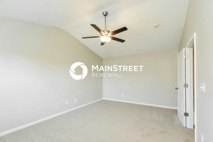 4224 Crowfield Drive - Photo 7 of 17