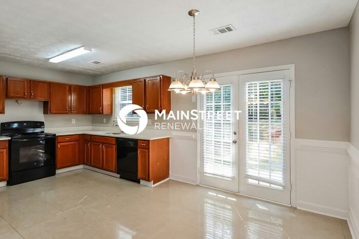 70 Summer Ln - Photo 4 of 17