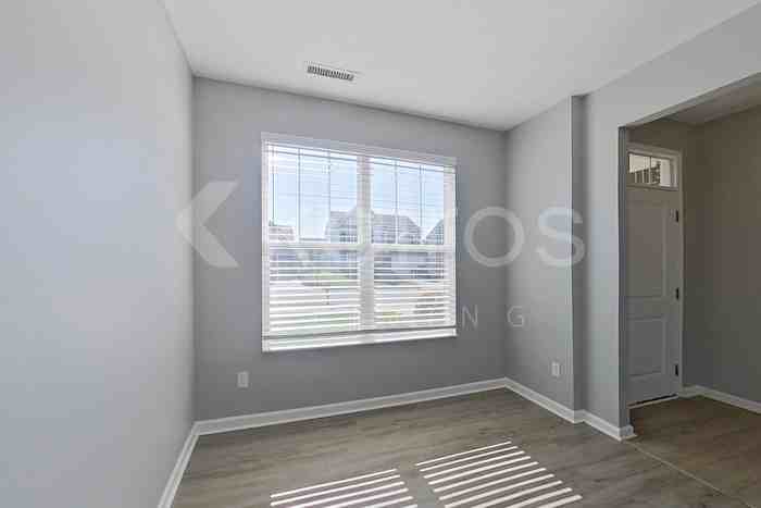 10412 Pintail Lane - Photo 2 of 26