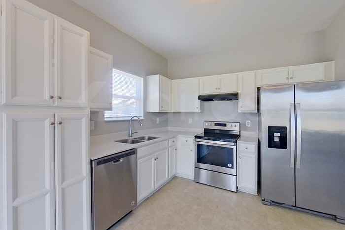 10412 Pintail Lane - Photo 6 of 26