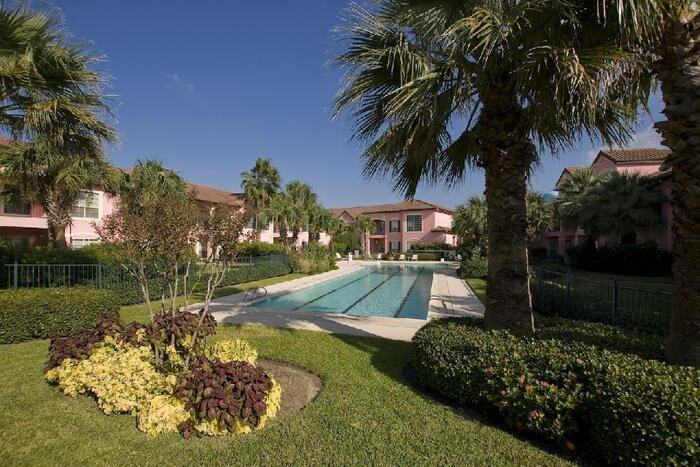 1400 El Camino Village Dr #B5 - Photo 4 of 18