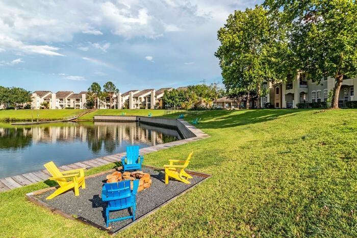 1 Signature Point Dr #B2 - Photo 5 of 11