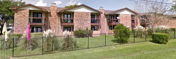 10903 Highland Meadow Vlg Dr #C1 - Photo 2 of 2