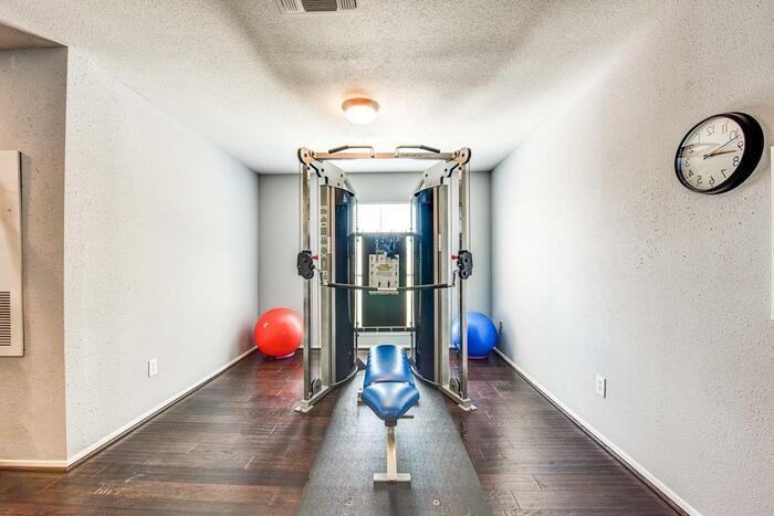 2800 Nasa Pkwy #C2 - Photo 5 of 36