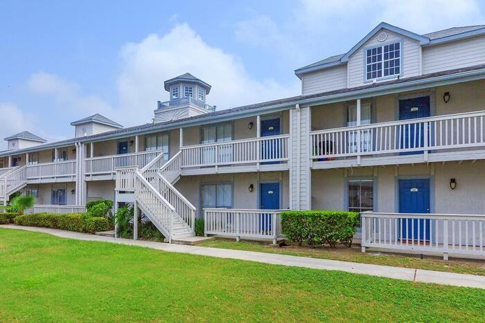 7400 Jones Dr #B4 - Photo 3 of 30