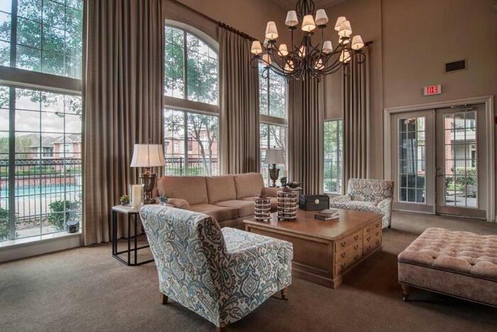 9801 W Fairmont Pkwy #D1 - Photo 7 of 11