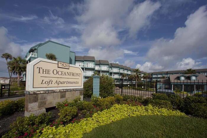 7820 Seawall Blvd #C2 - Photo 2 of 29