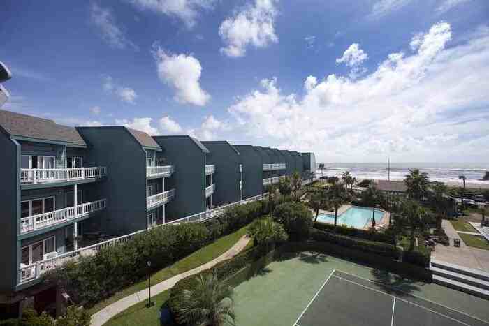 7820 Seawall Blvd #C3 - Photo 5 of 30