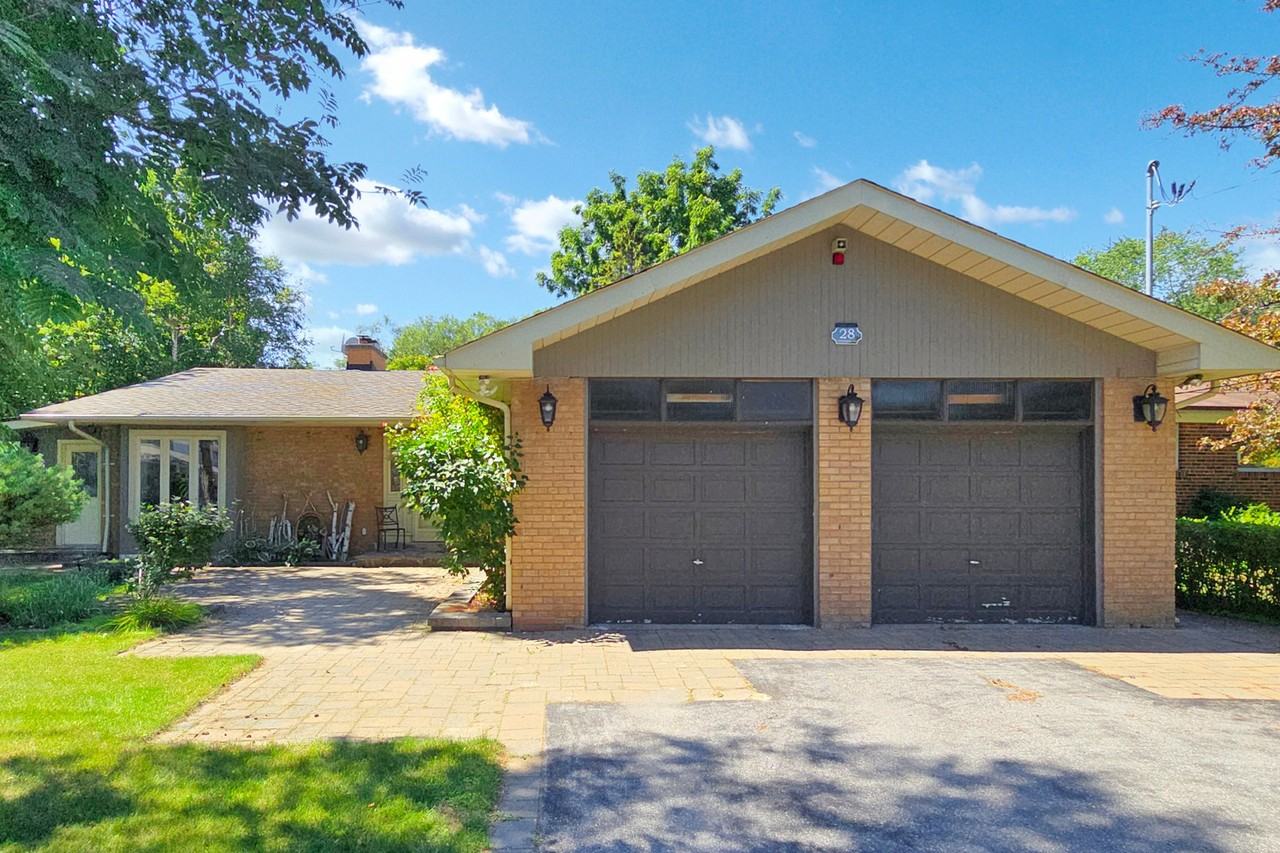 28 Centennial Road #Lower