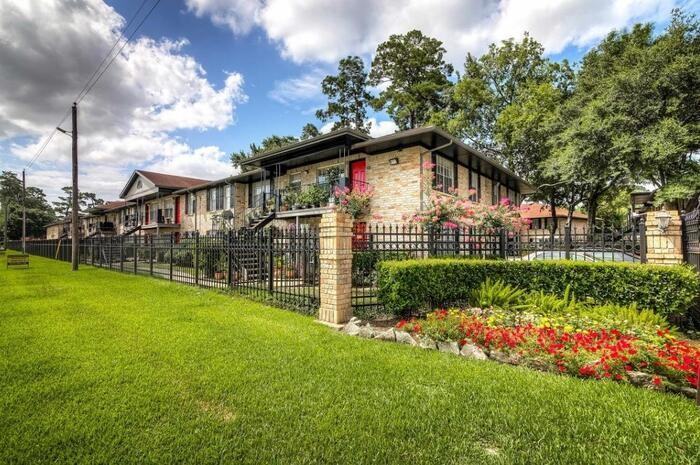 16339 Stuebner Airline Rd #C2 - Photo 2 of 27