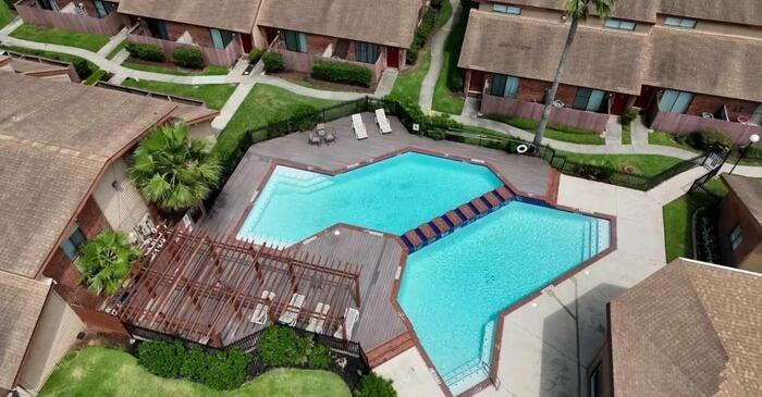 5110 Azalea Trace Dr #B1 - Photo 7 of 15