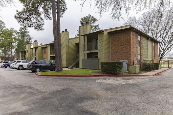 14355 Cornerstone Village Dr #C2 - Photo 3 of 26