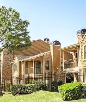 13913 Ella Blvd #C2 - Photo 2 of 11