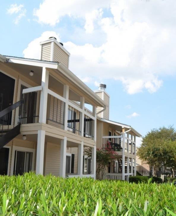 13913 Ella Blvd #C2 - Photo 3 of 11