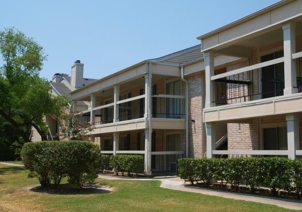 13913 Ella Blvd #C3 - Photo 4 of 12