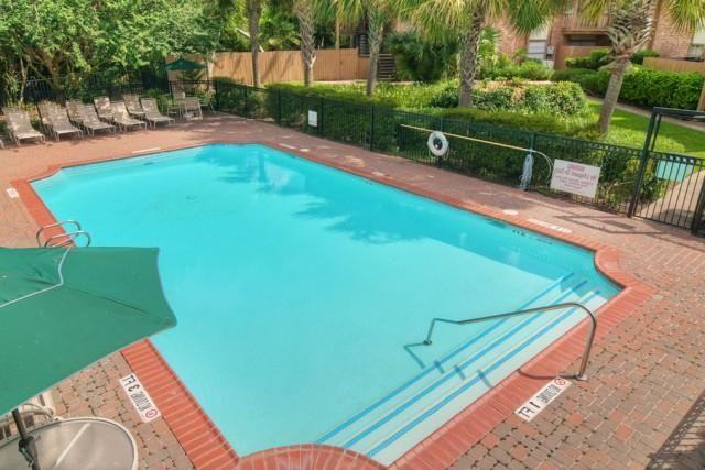 8222 Kingsbrook Rd #B1 - Photo 2 of 9