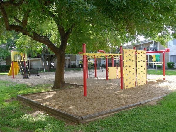 791 Bateswood Dr #C2 - Photo 2 of 6