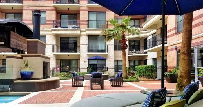 4200 Scotland St #B3 - Photo 5 of 25