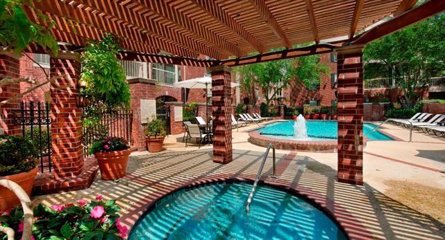 3000 Bissonnet St #B3 - Photo 2 of 17