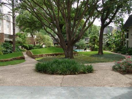 2200 S Gessner Rd #D1 - Photo 3 of 3