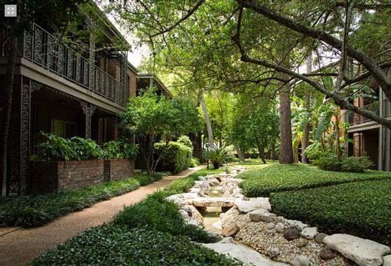 2400 Yorktown St #C1 - Photo 4 of 14