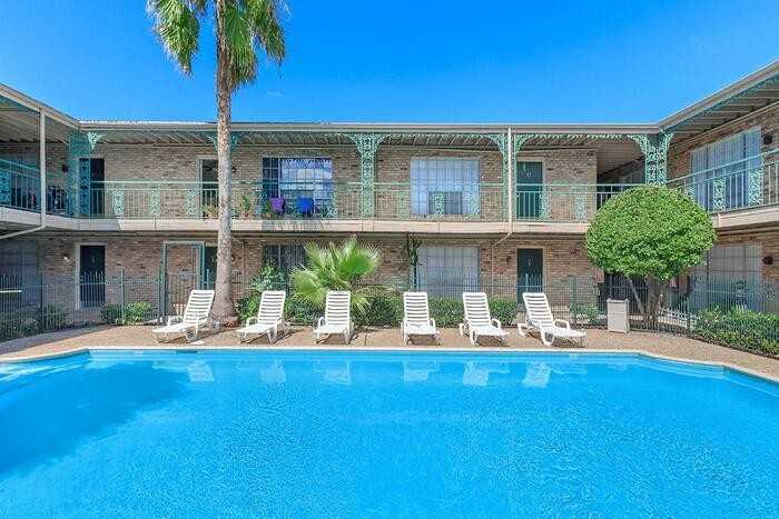 5920 Beverlyhill St #B1 - Photo 3 of 19