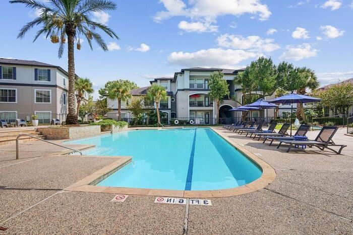 2828 Hayes Rd #B1 - Photo 4 of 18