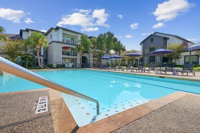 2828 Hayes Rd #B2 - Photo 2 of 19