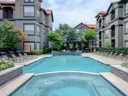 777 Dunlavy St #C2 - Photo 2 of 26