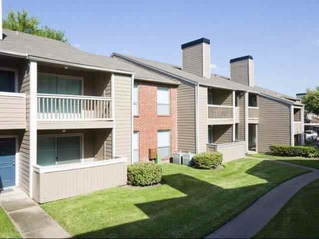 9940 Richmond Ave #C2 - Photo 4 of 18