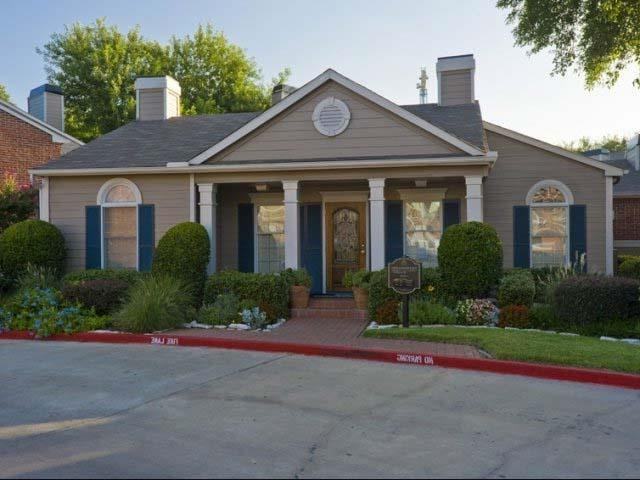 9940 Richmond Ave #C2 - Photo 6 of 18