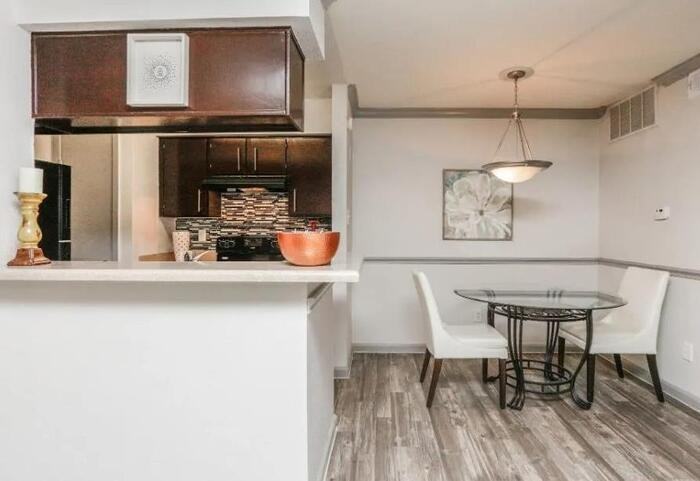 10615 Meadowglen Ln #D1 - Photo 3 of 5