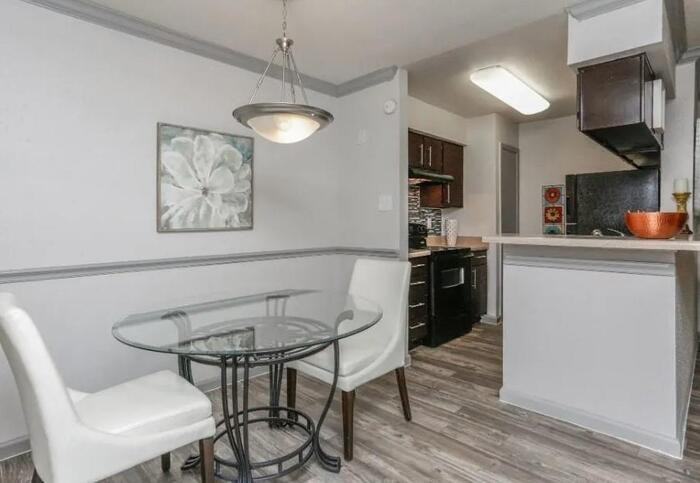 10615 Meadowglen Ln #A1 - Photo 4 of 5