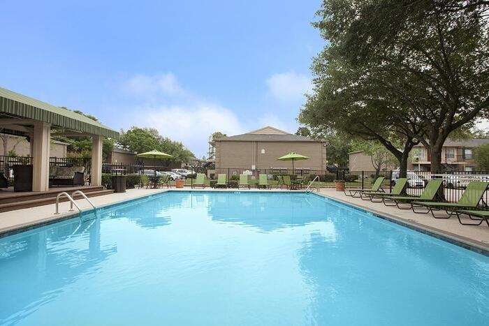 10881 Richmond Ave #A1 - Photo 6 of 22