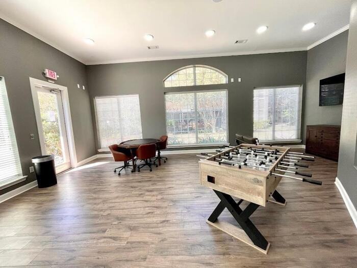 1520 Enclave Pkwy #B1 - Photo 2 of 18