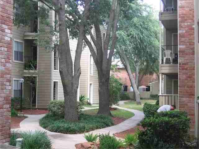 12777 Ashford Point Dr #B13