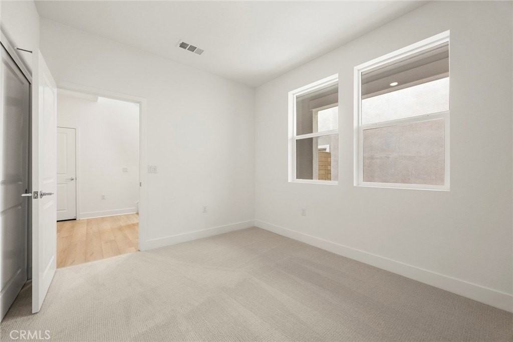 124 Tiffin - Photo 3 of 26